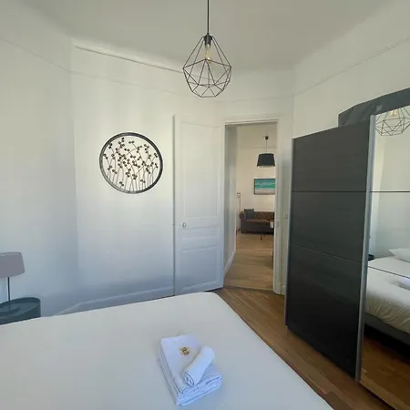 Charming - Apartment *